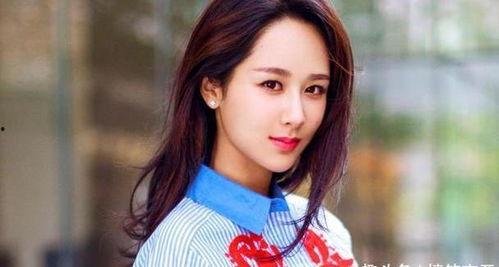 娱乐吃瓜女明星素颜,娱乐圈吃瓜女明星的真实面貌